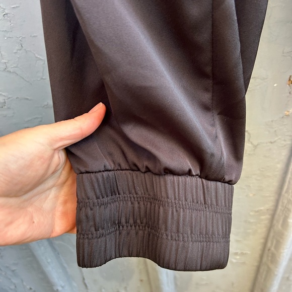 High Everyday Couture black Cargo Pants, size 10 - Picture 5 of 11